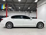 Used 2020 BMW 740i xDrive w/ Premium Package image 5