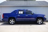 Used 2013 Chevrolet Avalanche LTZ image 2