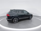 Used 2024 Volkswagen Tiguan SEL R-Line image 4