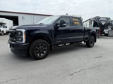 Used 2023 Ford F250 4x4 Crew Cab Super Duty image 2