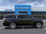 New 2025 Chevrolet Suburban Premier image 5
