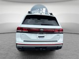 Used 2024 Volkswagen Atlas Peak Edition SE image 4