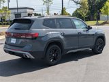 New 2025 Volkswagen Atlas Peak Edition SE image 4