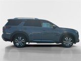 New 2025 Nissan Pathfinder Platinum image 6