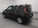 Used 2023 Kia Soul LX image 3