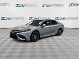 Used 2023 Toyota Camry SE image 4