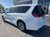 Used 2021 Chrysler Pacifica Touring image 5