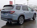 New 2025 Honda Pilot Touring image 3