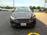 Used 2020 Ford Fusion SE image 3