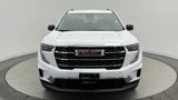 Used 2025 GMC Acadia Elevation image 2