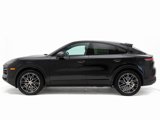 Certified 2024 Porsche Cayenne Coupe image 2