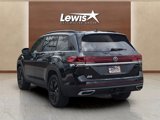 Used 2025 Volkswagen Atlas SE image 4