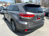 Used 2017 Toyota Highlander XLE image 5