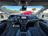 Used 2024 Chrysler Pacifica Touring-L image 2