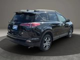 Used 2018 Toyota RAV4 LE image 5