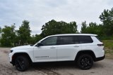 New 2025 Jeep Grand Cherokee L Limited w/ Black Appearance Package image 3