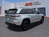 Used 2024 Jeep Grand Cherokee Altitude image 6