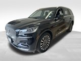 Used 2023 Lincoln Aviator AWD w/ Premium Package image 3