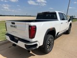 New 2025 GMC Sierra 2500 Denali Ultimate image 3