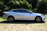 Used 2020 Nissan Altima 2.5 SR image 2