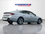 Used 2023 Hyundai Sonata SEL image 2