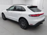 Certified 2025 Porsche Macan image 3