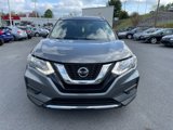Used 2020 Nissan Rogue SV image 3