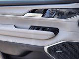 New 2025 Jeep Wagoneer L 4WD w/ Premium Group I image 6