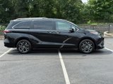 New 2025 Toyota Sienna Platinum image 2