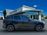 Used 2023 Alfa Romeo Stelvio Veloce image 3
