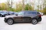 Used 2017 Hyundai Santa Fe SE image 3