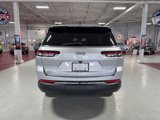 New 2025 Jeep Grand Cherokee L Laredo w/ Luxury Tech Group I image 4