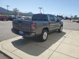 Used 2023 Nissan Frontier SV image 5