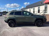 Used 2019 Jeep Cherokee Trailhawk image 6