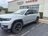 Used 2024 Jeep Grand Cherokee L Laredo image 3