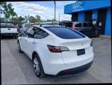 Used 2020 Tesla Model Y Long Range image 3
