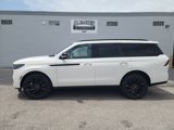 New 2025 Lincoln Navigator Reserve w/ Jet Appearance Package image 2