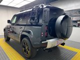 Used 2023 Land Rover Defender 110 SE image 5