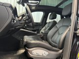 Certified 2024 Porsche Macan image 5