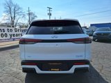 Used 2023 INFINITI QX60 Luxe image 3