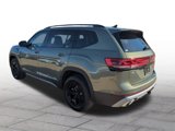 New 2025 Volkswagen Atlas Peak Edition SE image 5