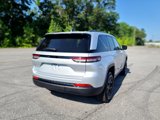 Used 2024 Jeep Grand Cherokee Altitude image 5