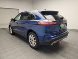 Used 2022 Ford Edge Titanium image 5