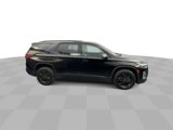 Used 2023 Chevrolet Traverse LT w/ Midnight/Sport Edition image 5