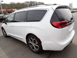 Certified 2025 Chrysler Pacifica Pinnacle w/ Trailer Tow Group image 3