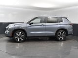 New 2025 Mitsubishi Outlander SE image 2