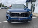 Certified 2025 Volkswagen Atlas SE image 2