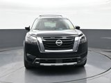 New 2025 Nissan Pathfinder Platinum image 2