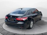 Used 2018 Toyota Camry LE image 5