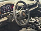 Certified 2024 Porsche Cayenne Coupe image 4